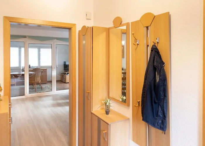 Enikoe By Interhome 루브민